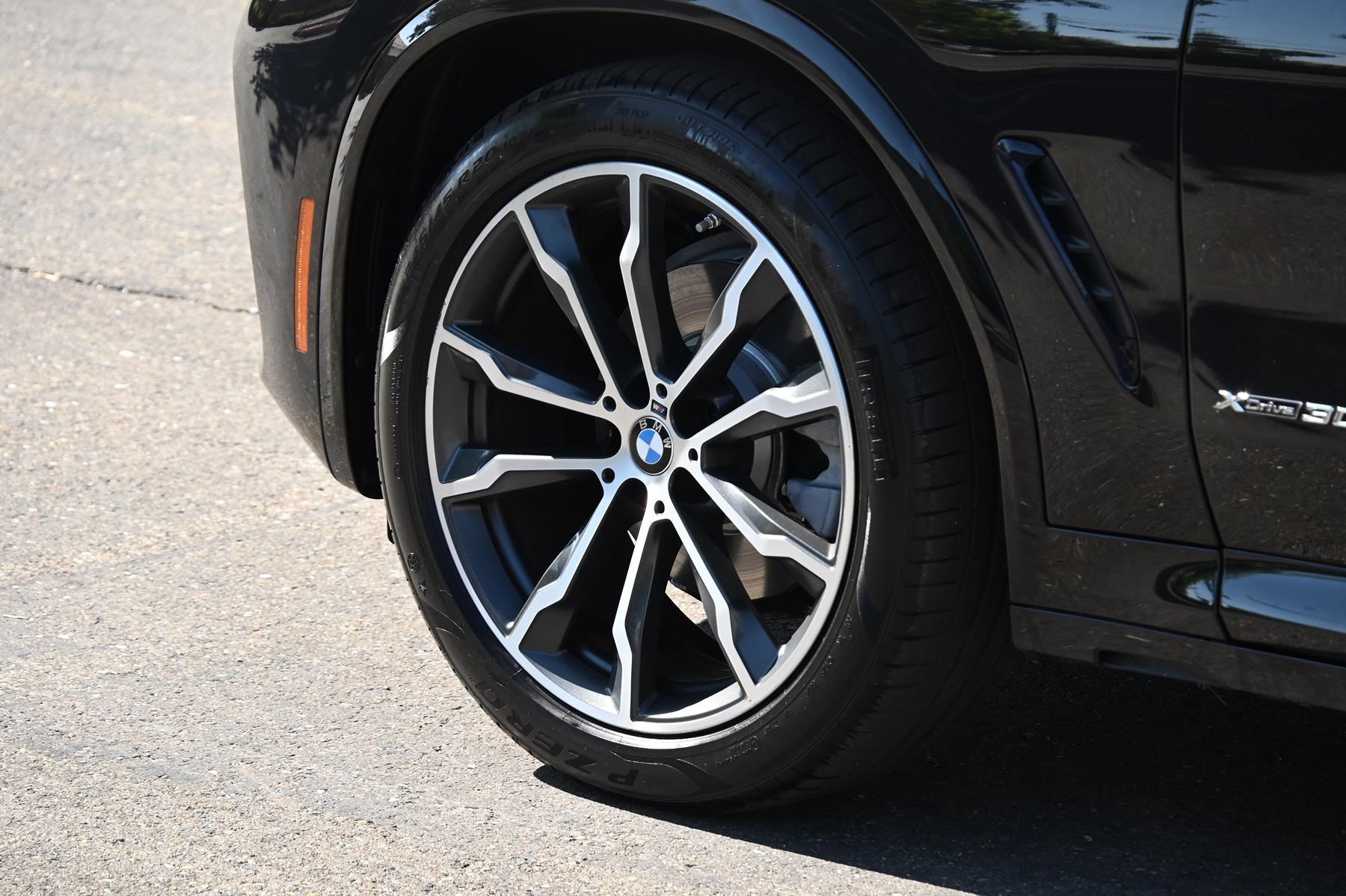 Used 2018 BMW X3 xDrive30i w/ M Sport Package AWD/4WD image 9