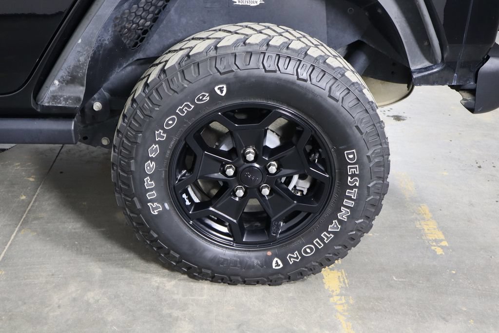 Used 2023 Jeep Wrangler Unlimited w/ Cold Weather Group AWD/4WD image 43