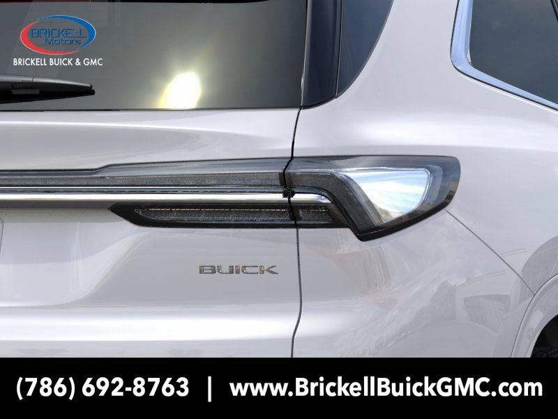 New 2025 Buick Enclave Avenir FWD image 11