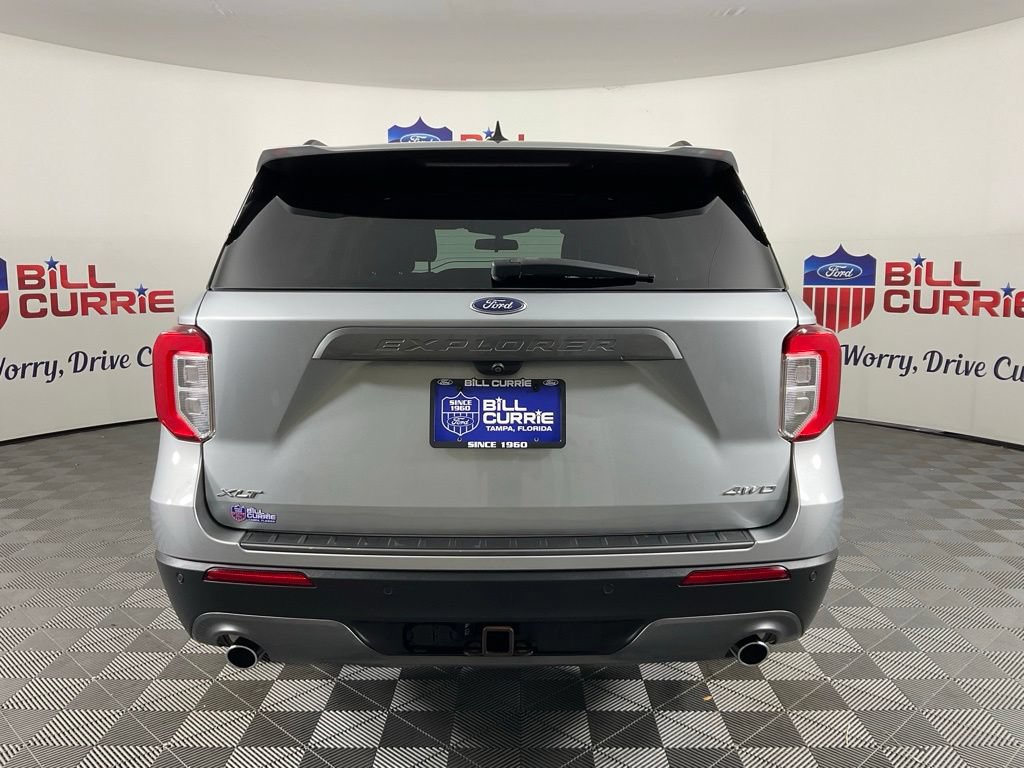 Certified 2022 Ford Explorer XLT w/ Equipment Group 202A AWD/4WD image 4