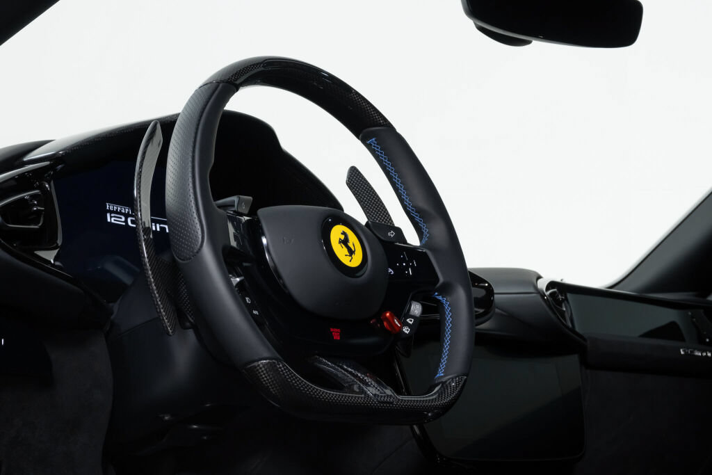 Used 2025 Ferrari 12Cilindri RWD image 33