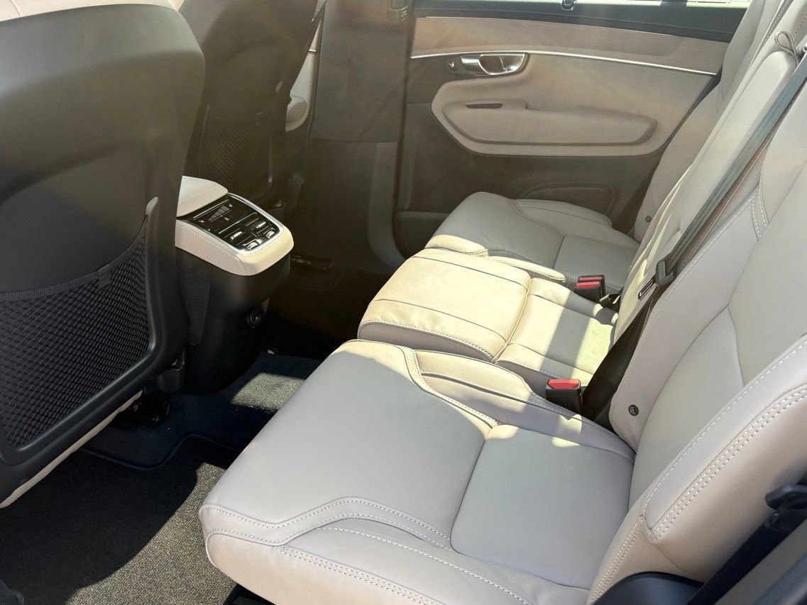 New 2026 Volvo XC90 B6 Ultra w/ Protection Package AWD/4WD image 20