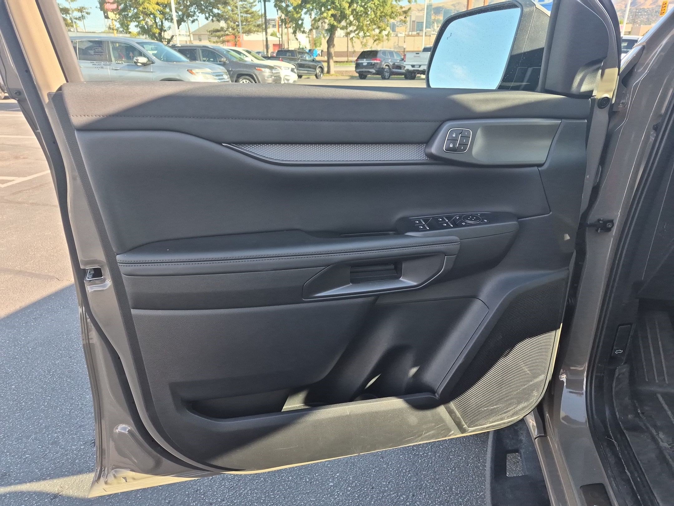 Used 2025 Ford Ranger Raptor AWD/4WD image 14
