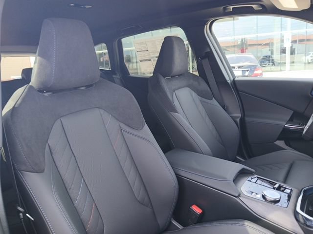 New 2026 BMW X3 xDrive30i w/ M Sport Package AWD/4WD image 17