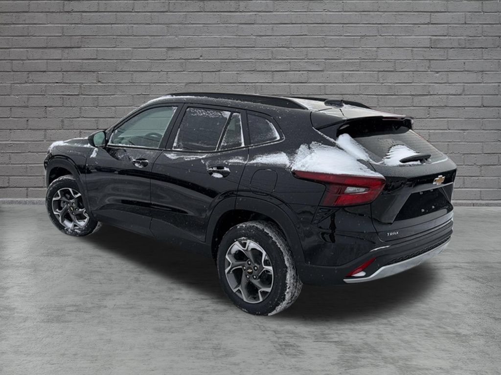 New 2026 Chevrolet Trax LT w/ Driver Confidence Package FWD image 8