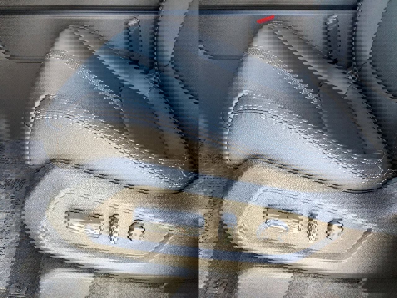 New 2025 Honda Pilot EX-L image 13