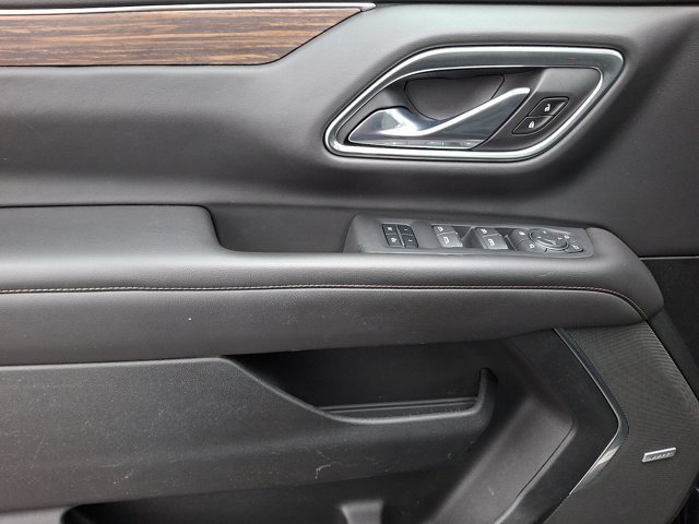 Used 2021 Chevrolet Tahoe High Country w/ Premium Package AWD/4WD image 17