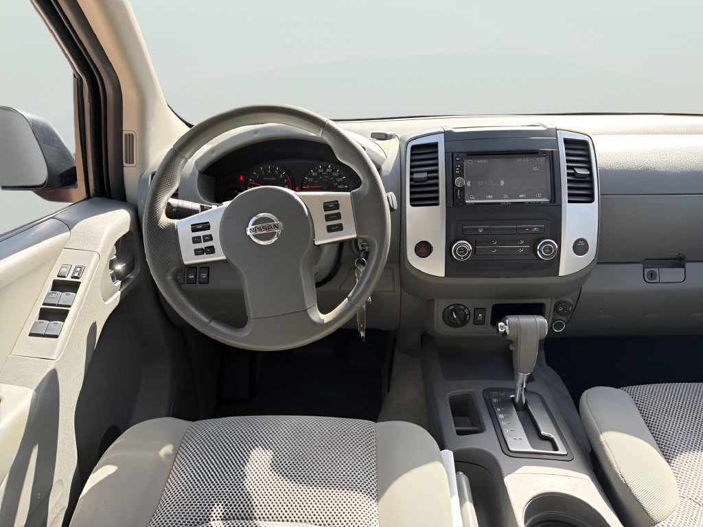 Used 2017 Nissan Frontier SV AWD/4WD image 30