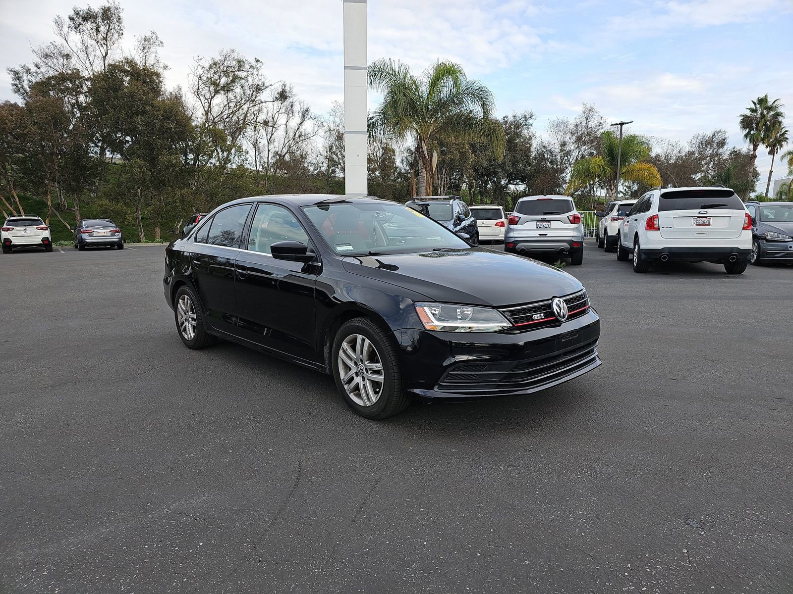 Used 2017 Volkswagen Jetta S image 3