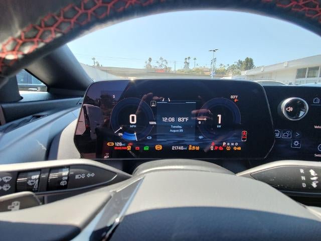 Used 2024 Chevrolet Equinox EV RS w/ LPO, Active Package FWD image 11