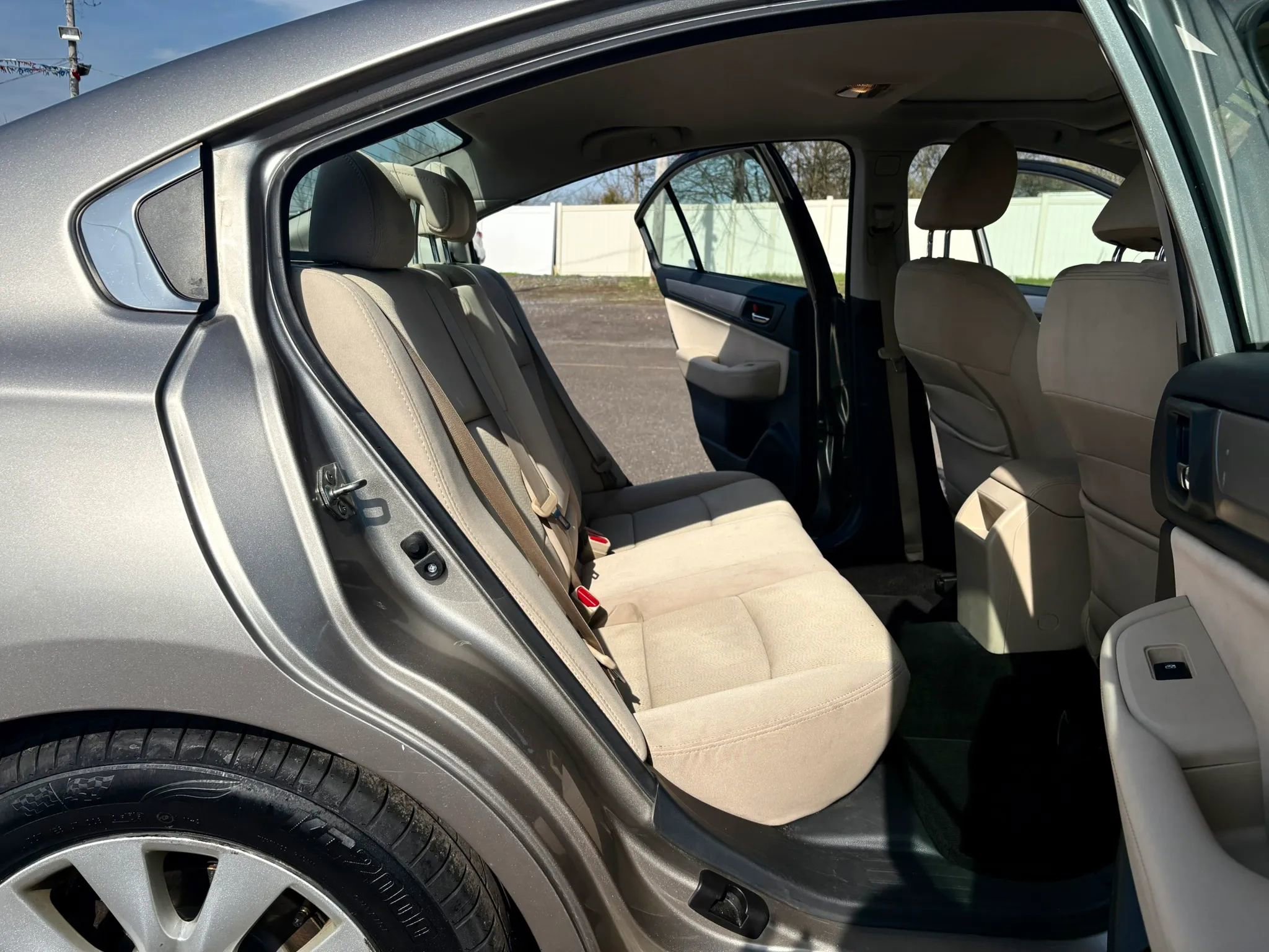 Used 2015 Subaru Legacy 2.5i Premium w/ Moonroof Package image 22