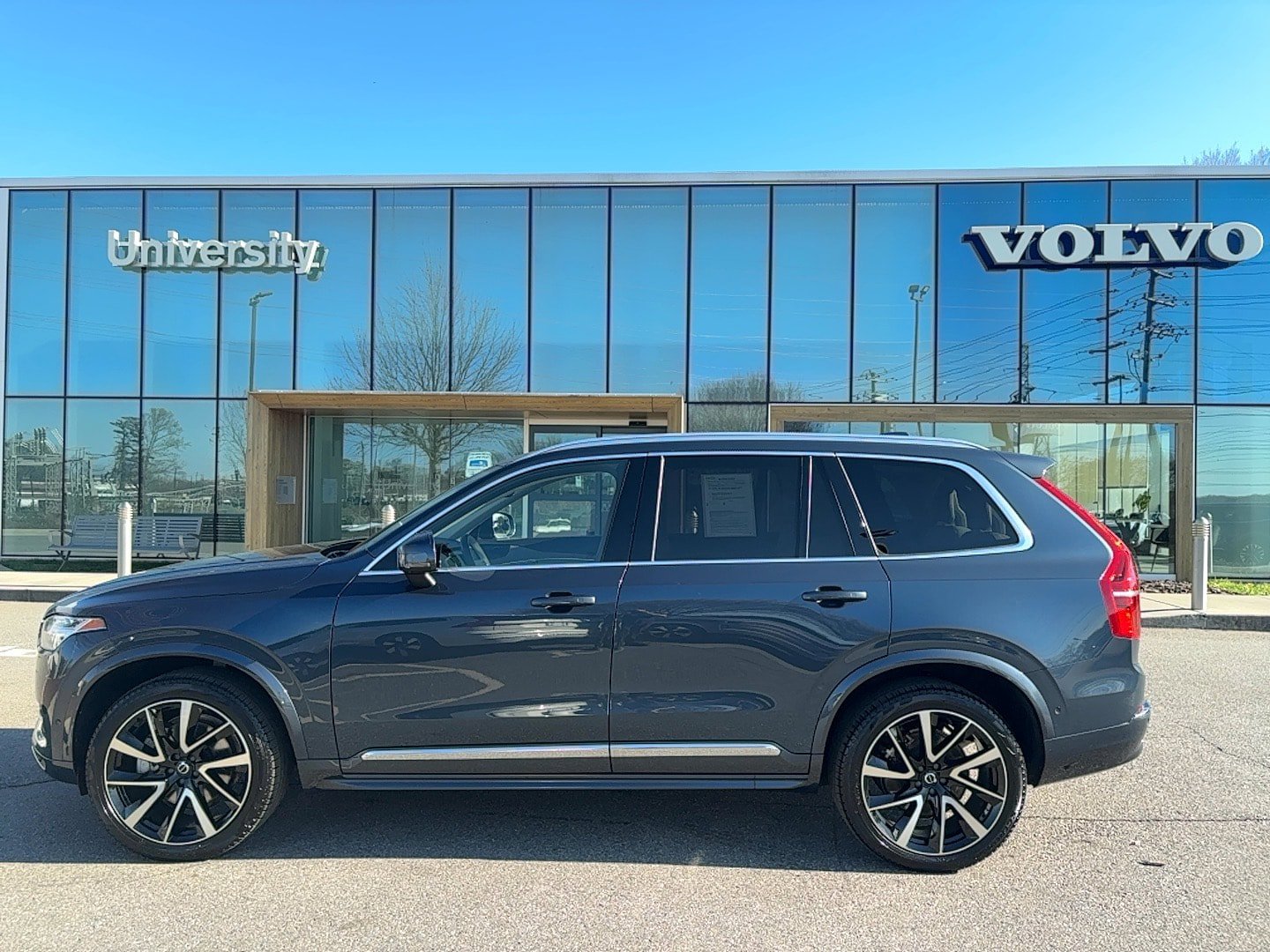 Certified 2024 Volvo XC90 B6 Ultimate w/ Protection Package Premier