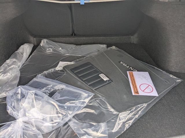 New 2026 Nissan Sentra SR w/ SR Premium Package FWD image 28