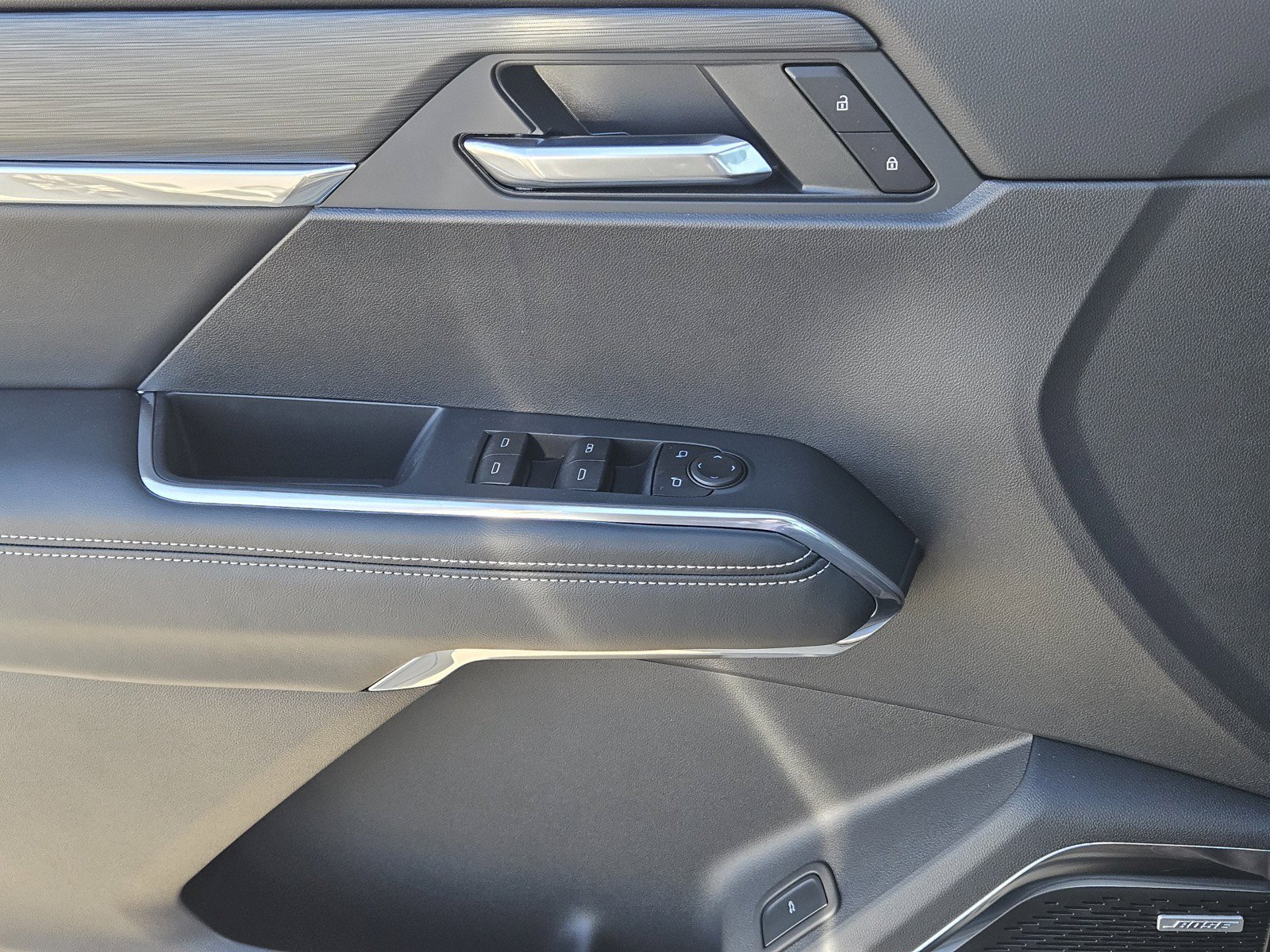 New 2026 GMC Acadia Elevation w/ Black Edition FWD image 16