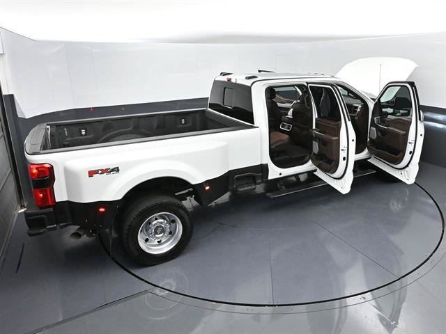 Used 2025 Ford F450 King Ranch w/ FX4 Off-Road Package AWD/4WD image 58