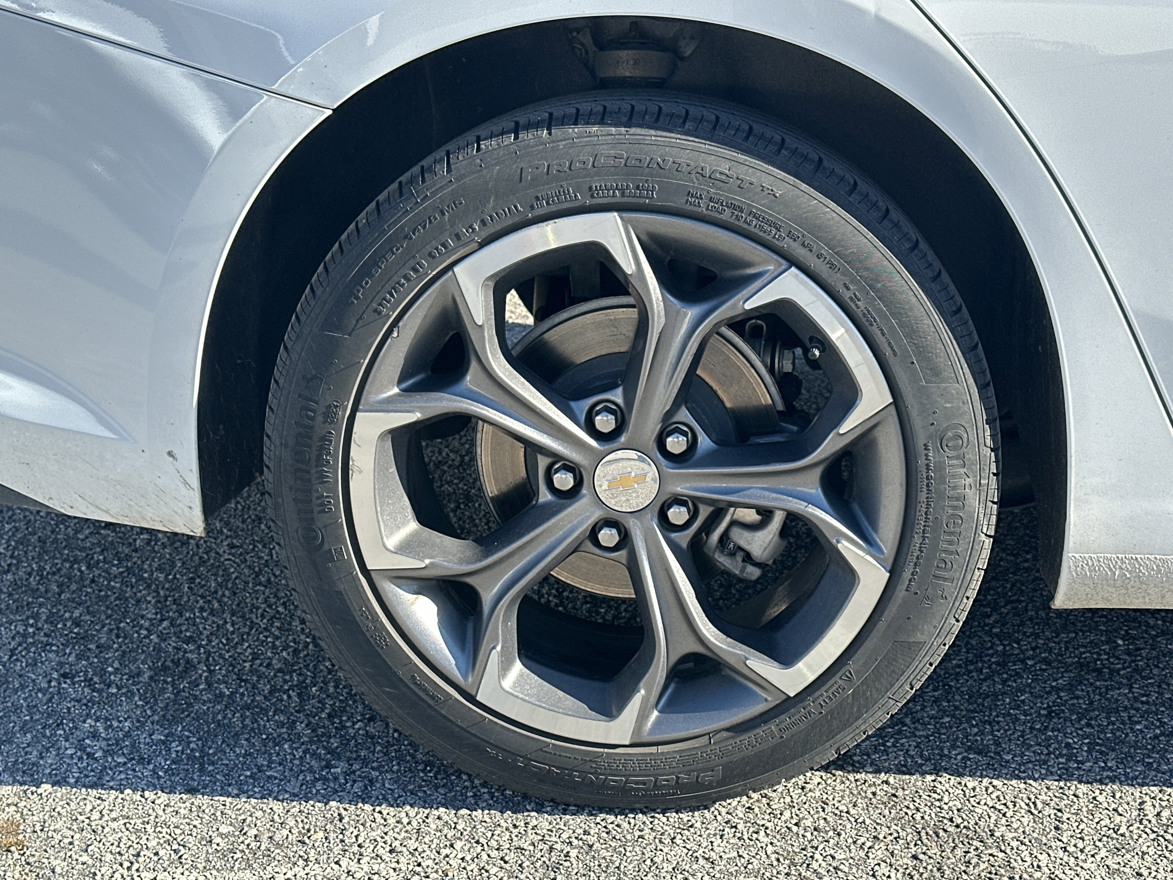 Used 2024 Chevrolet Malibu LT image 14