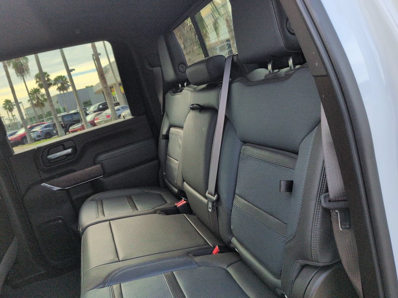 Used 2020 GMC Sierra 2500 Denali w/ Denali Ultimate Package AWD/4WD image 13