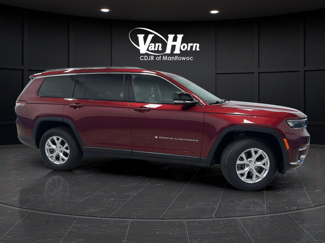 Used 2023 Jeep Grand Cherokee L Limited AWD/4WD image 2