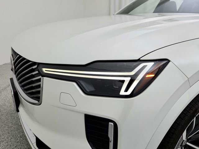 New 2026 Volvo XC90 B6 Plus w/ Protection Package Premier image 14