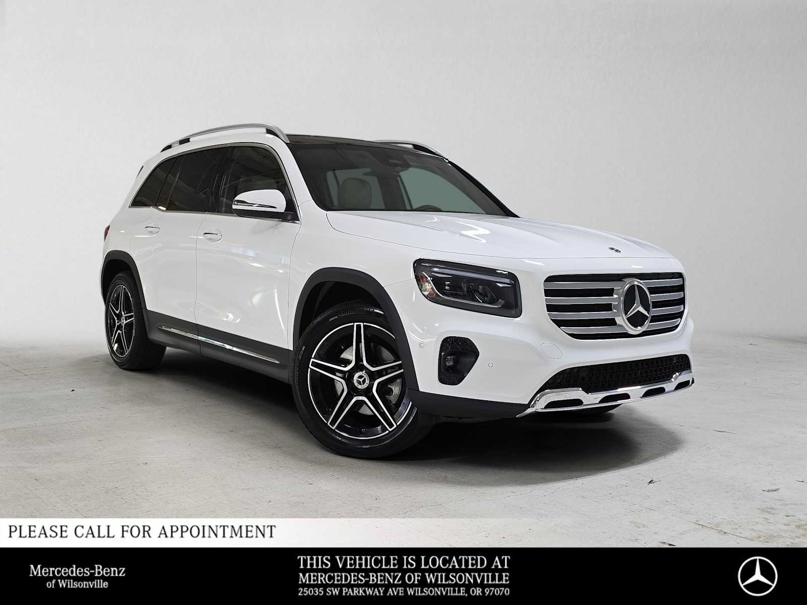 Certified 2026 Mercedes-Benz GLB 250 4MATIC image 1