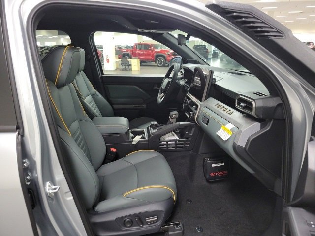 New 2025 Toyota Tacoma 4x4 Double Cab Hybrid image 8