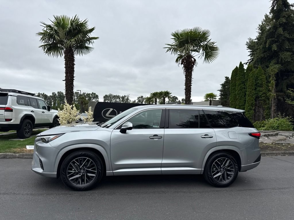 Certified 2025 Lexus TX 350 FWD w/ Technology Package image 2