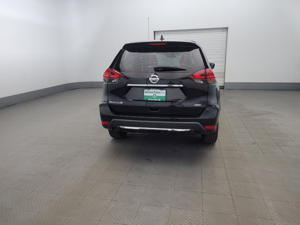 Used 2017 Nissan Rogue S AWD/4WD image 7