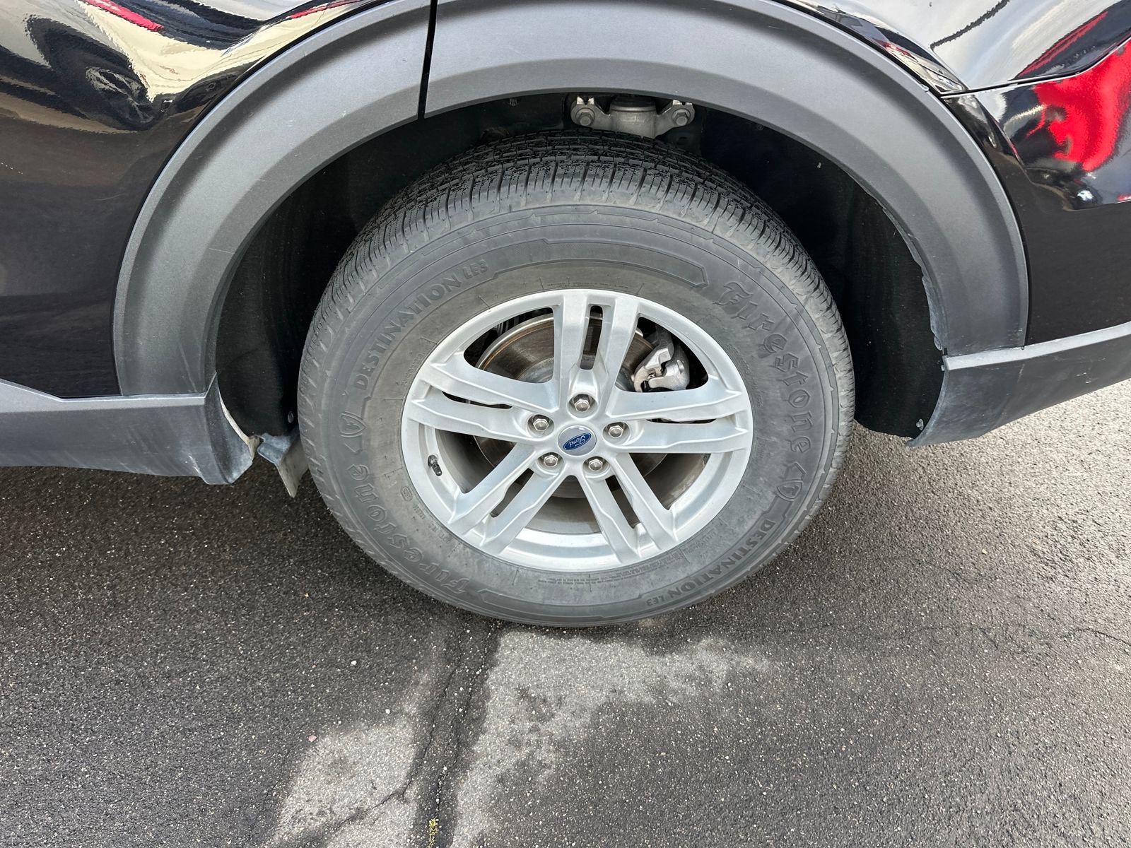 Used 2024 Ford Explorer XLT w/ Equipment Group 202A image 16