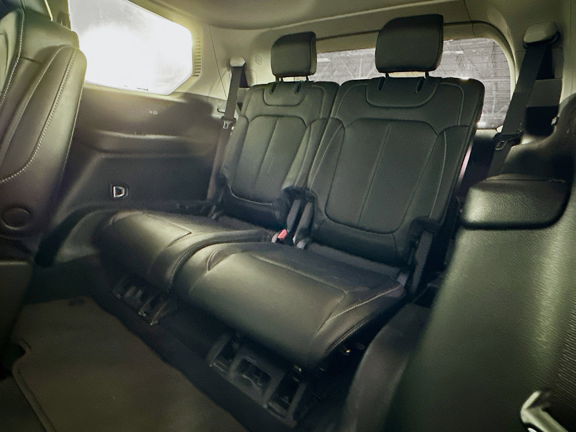 Used 2023 Jeep Grand Cherokee L Limited image 29