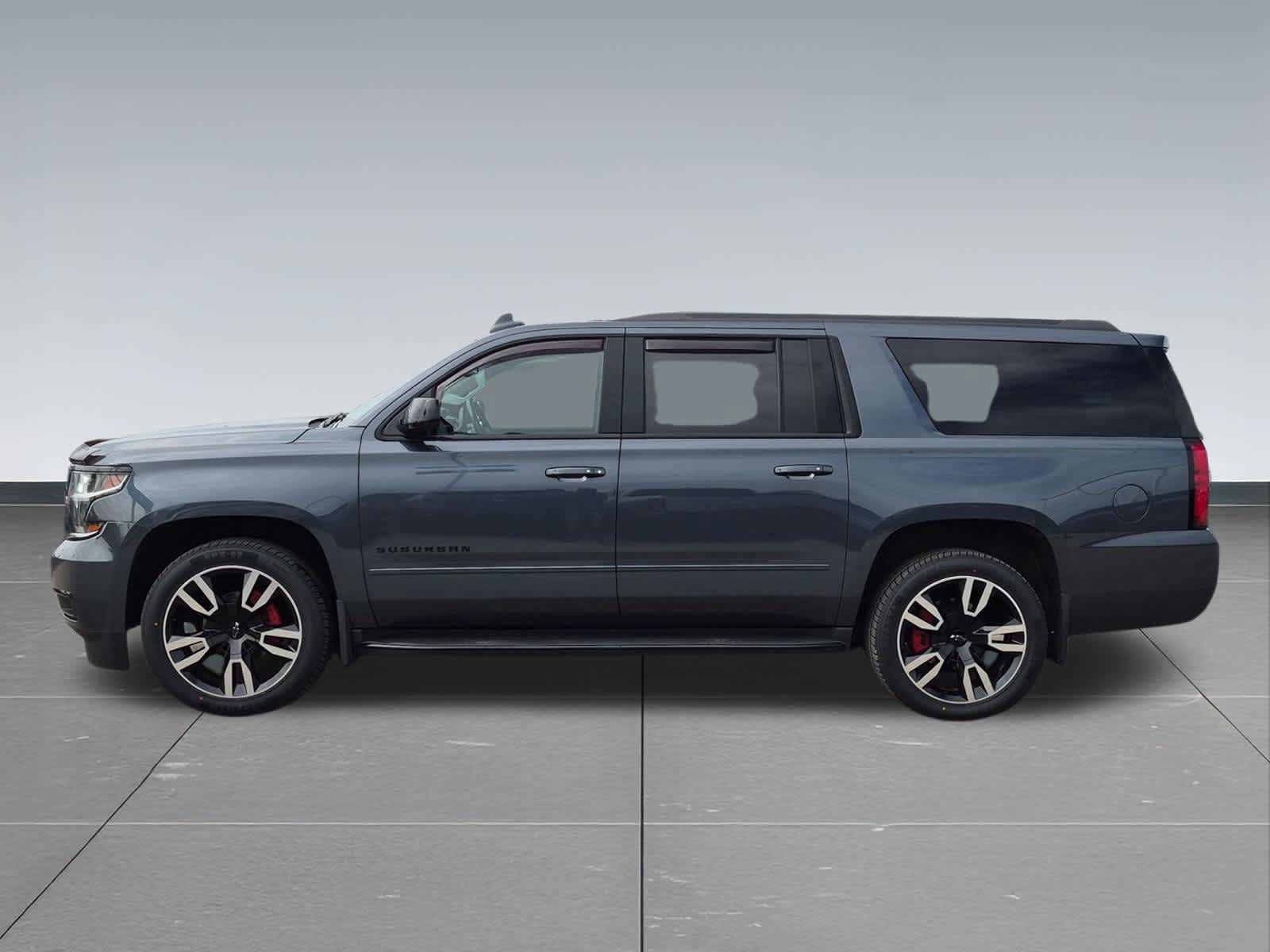Used 2020 Chevrolet Suburban Premier AWD/4WD image 3