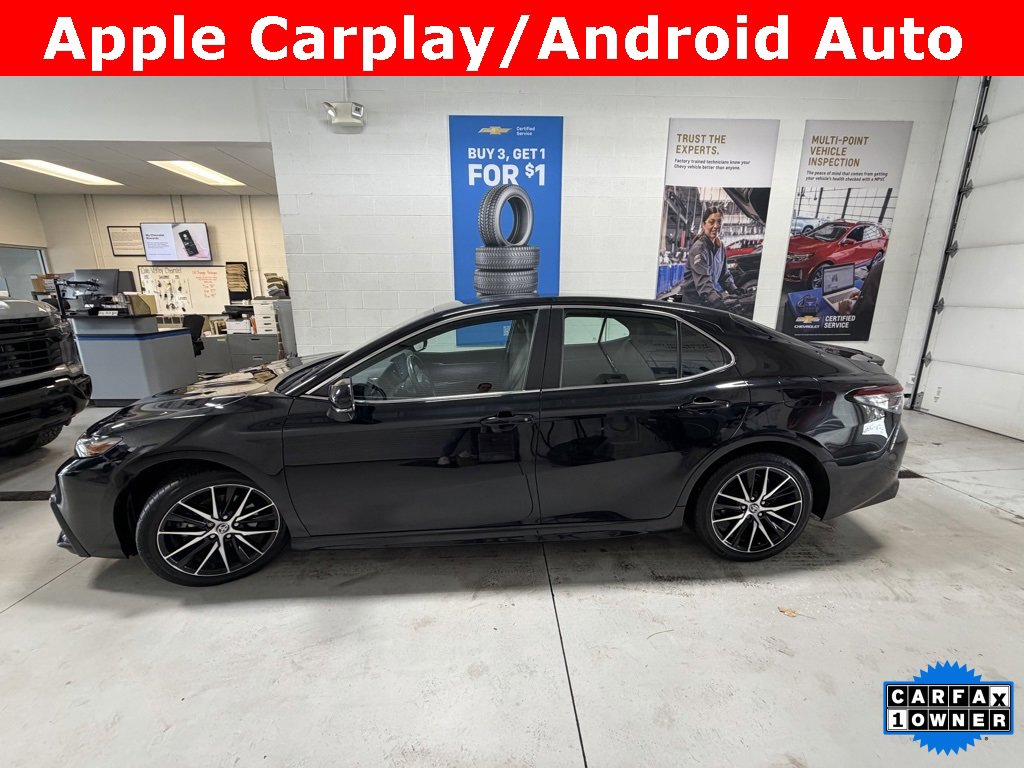 Used 2023 Toyota Camry SE image 6