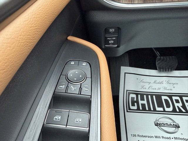 New 2026 Nissan Armada SL w/ Captain's Chari Seat Package image 16