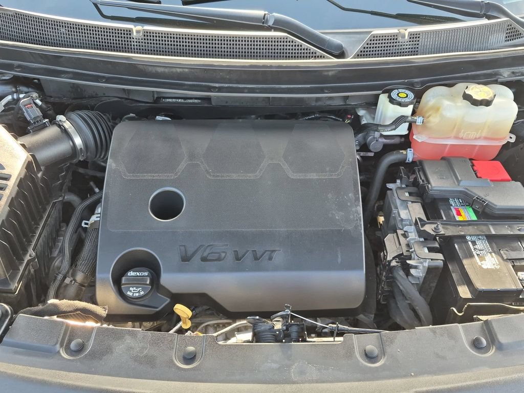 Used 2020 Chevrolet Traverse LS FWD image 25