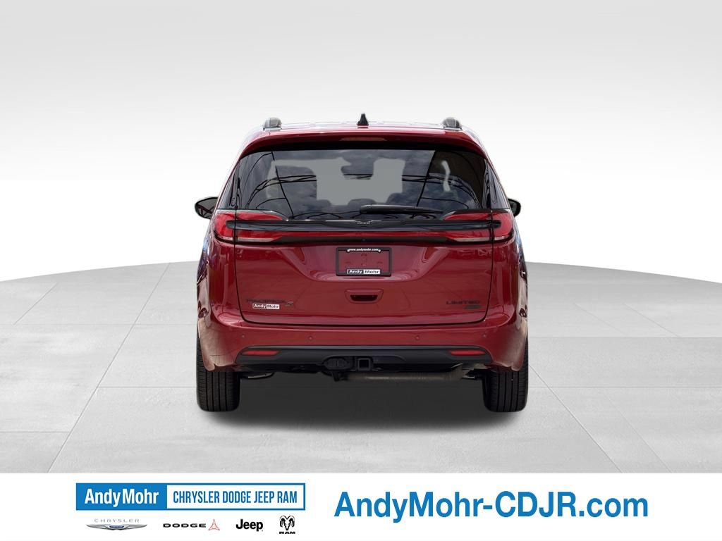 Used 2025 Chrysler Pacifica Limited w/ Uconnect Theater Family Group AWD/4WD image 7