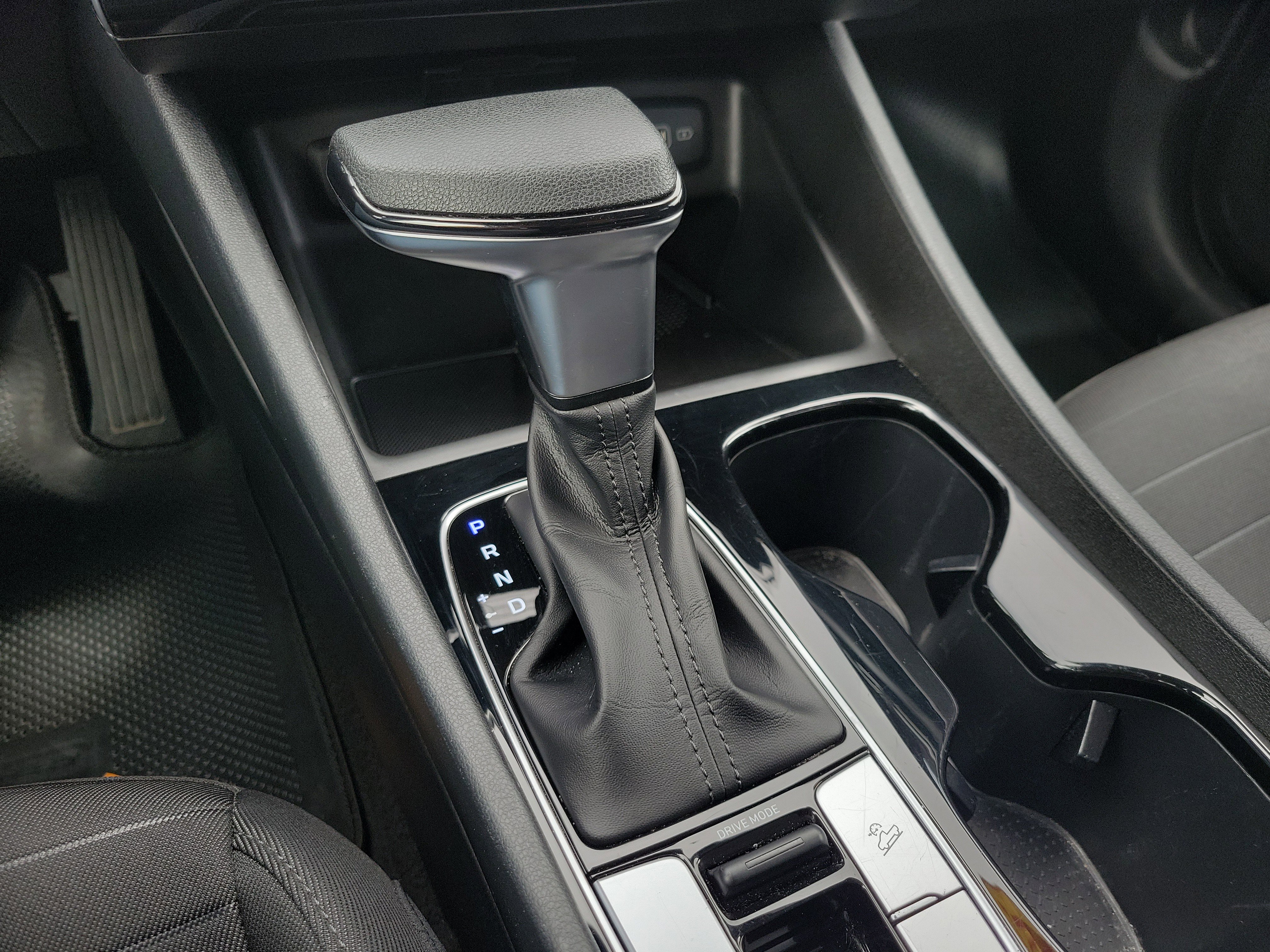 Used 2022 Hyundai Santa Cruz SEL w/ Activity Package image 23