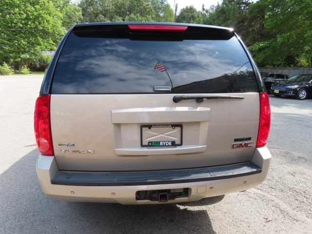 Used 2008 GMC Yukon SLT w/ SLT Preferred Equipment Group AWD/4WD image 7