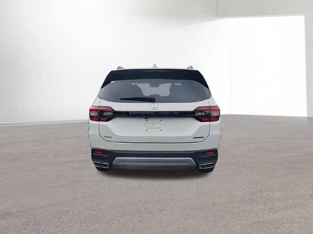 Used 2023 Honda Pilot Touring image 8