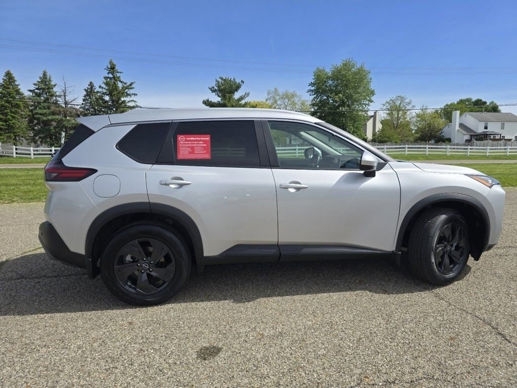 Certified 2023 Nissan Rogue SV w/ SV Premium B Package AWD/4WD image 19
