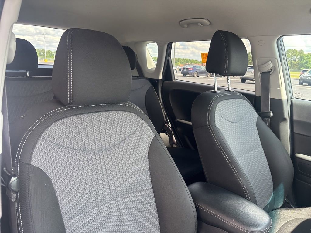 Used 2019 Kia Soul + FWD image 16