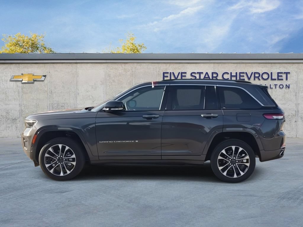 Used 2023 Jeep Grand Cherokee Overland AWD/4WD image 5