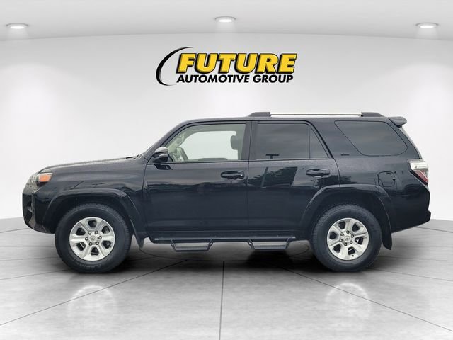 Used 2021 Toyota 4Runner SR5 Premium w/ Moonroof Package RWD image 6