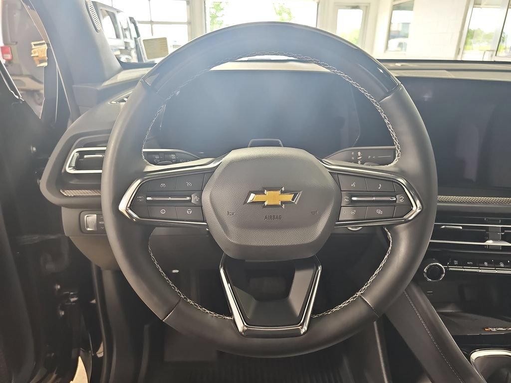 Certified 2025 Chevrolet Traverse High Country AWD/4WD image 26