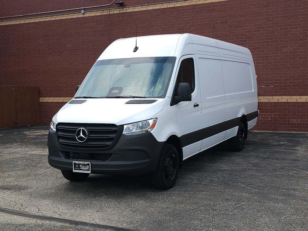 Used 2026 Mercedes-Benz Sprinter 3500 image 3