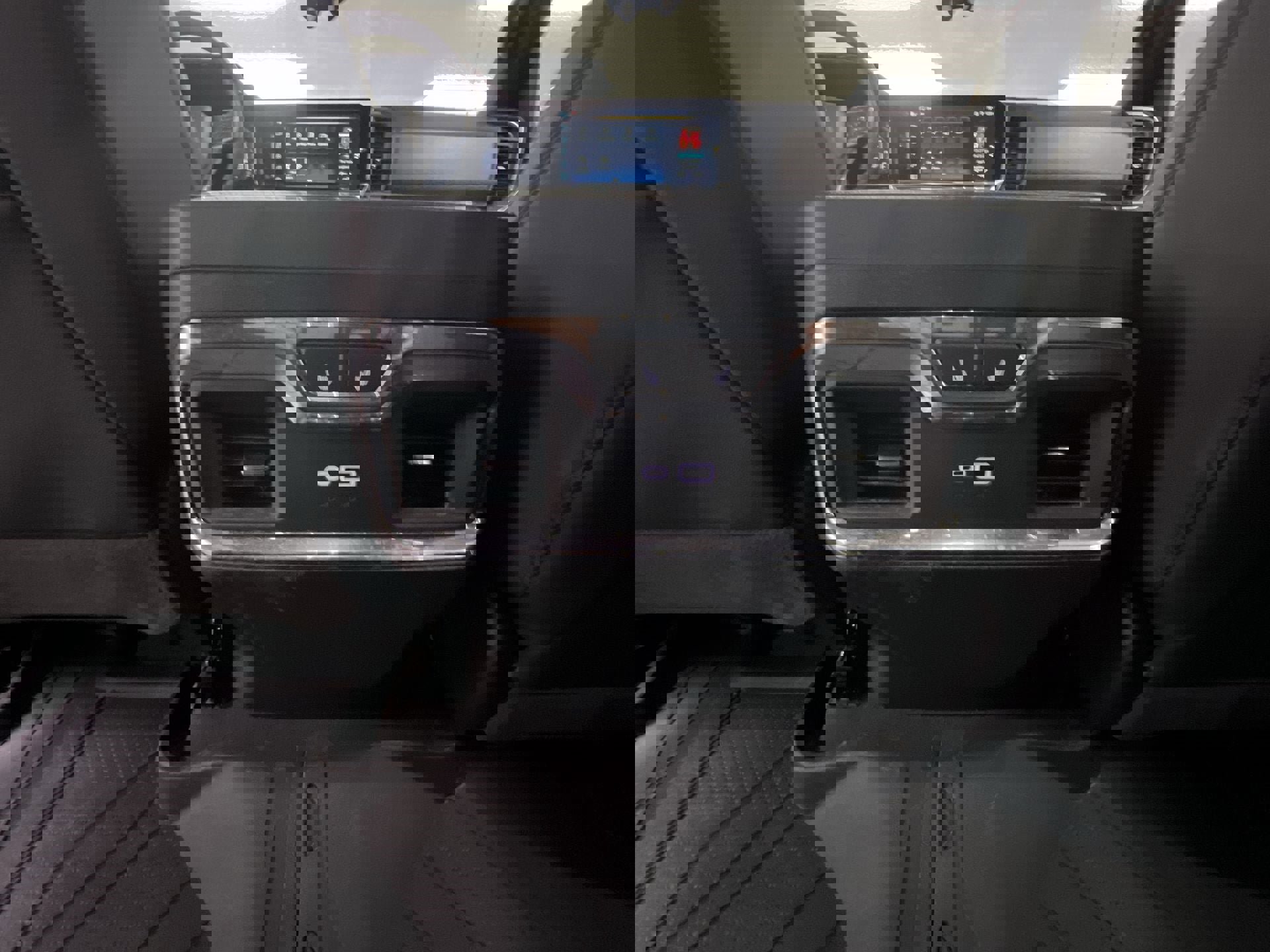 Certified 2025 Chevrolet Silverado 1500 High Country image 58