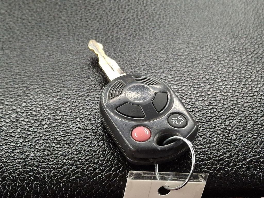 Used 2010 Ford Mustang GT image 20