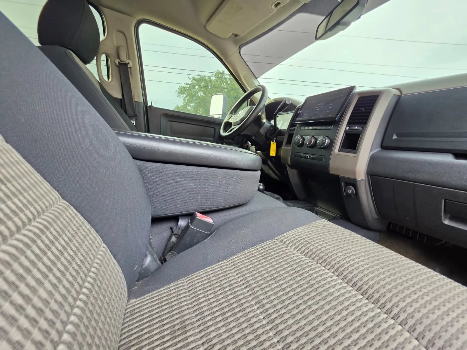 Used 2012 RAM 2500 ST w/ Chrome Appearance Group AWD/4WD image 14