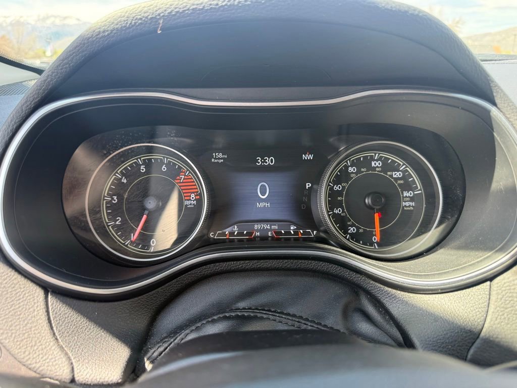 Used 2020 Jeep Cherokee Limited image 9