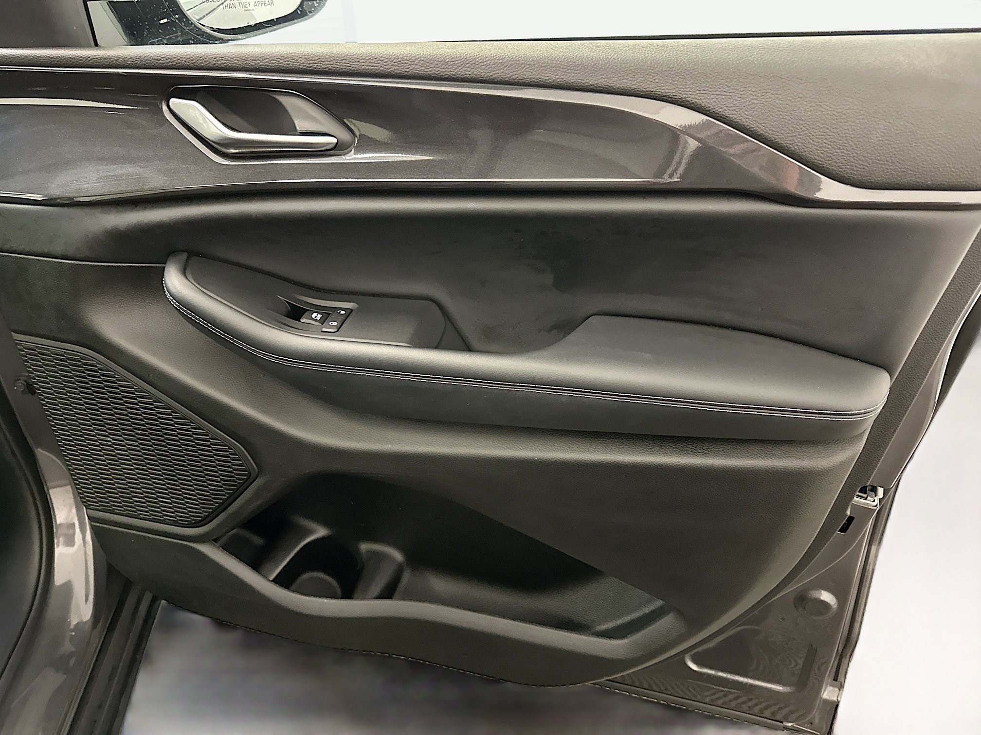 Used 2023 Jeep Grand Cherokee L Laredo image 35