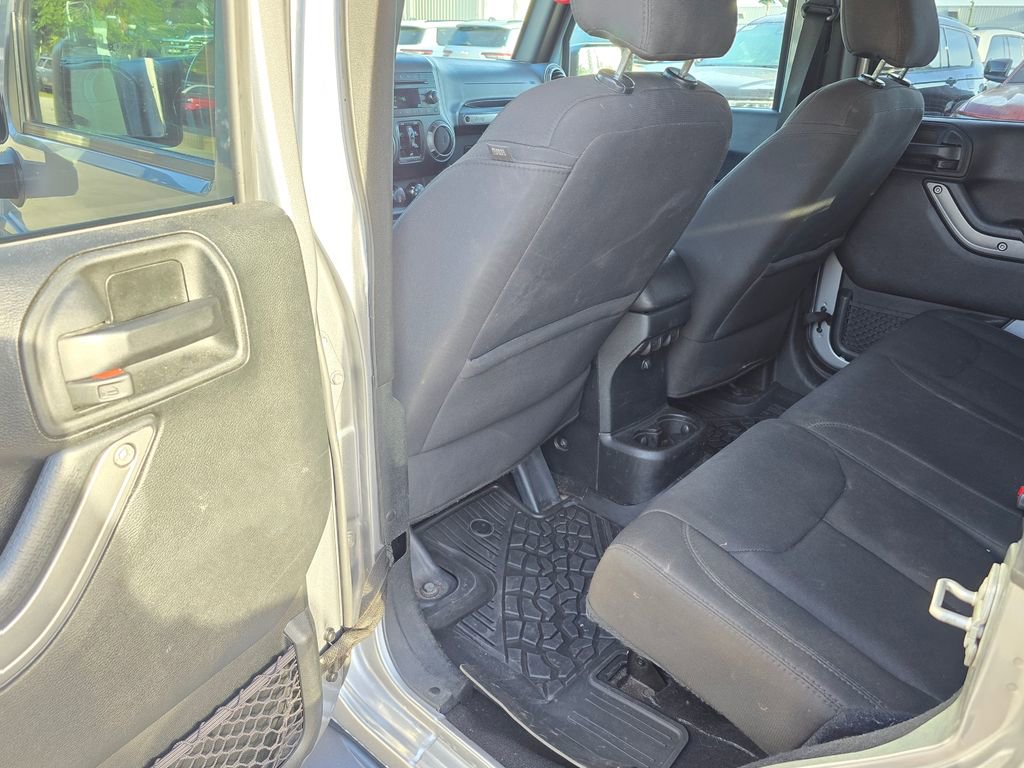 Used 2018 Jeep Wrangler Unlimited Sport S image 26