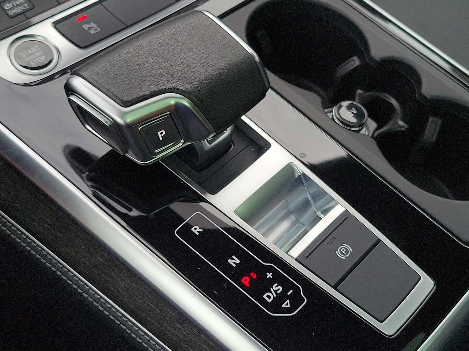Certified 2023 Audi Q8 Premium Plus AWD/4WD image 33